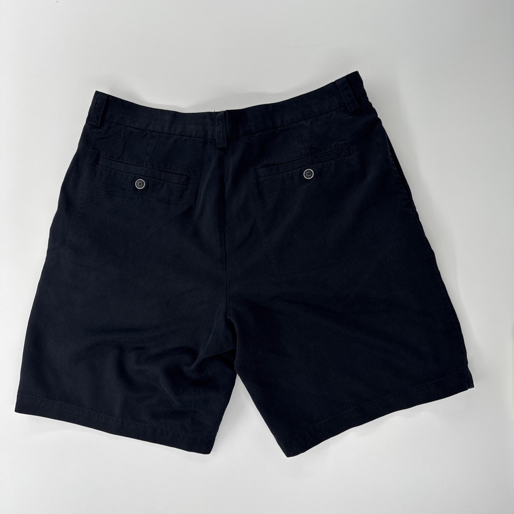 Tommy Bahama Men's Size 33 Black 100% Silk Shorts Beach Golf Outdoor Summer - Picture 2 of 8